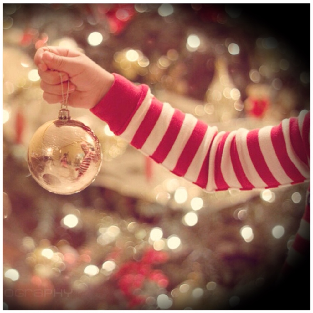 Children’s Holiday Clothing